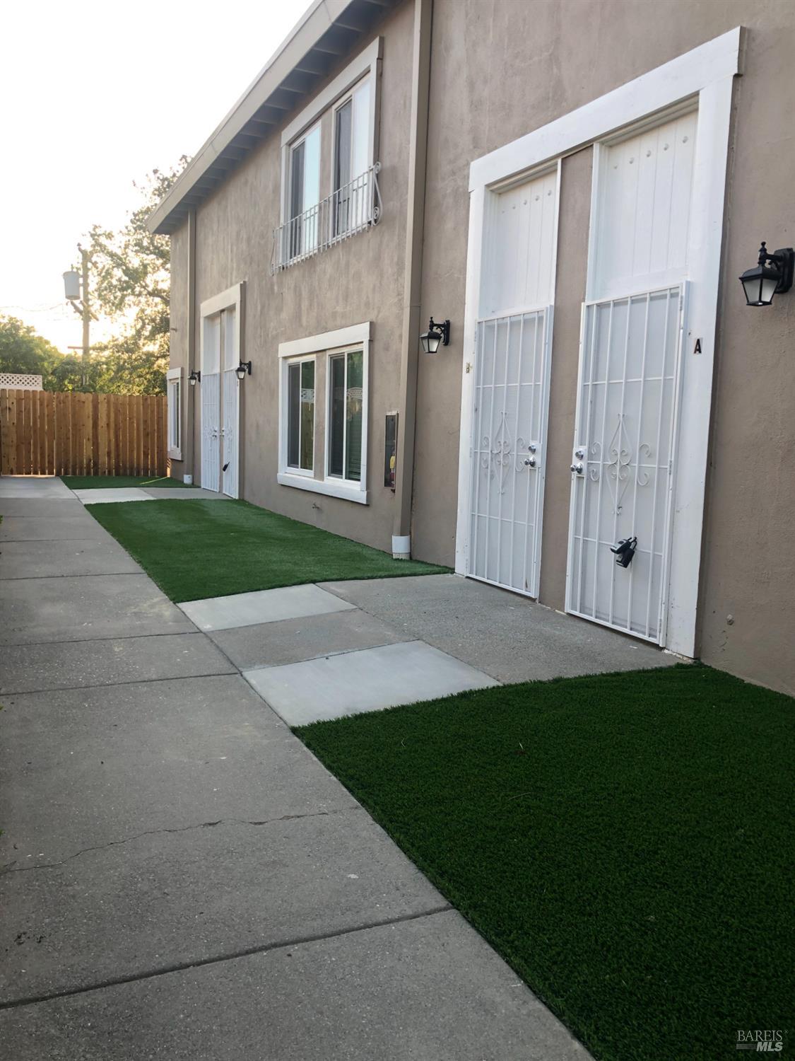 Detail Gallery Image 25 of 28 For 1393 Callen St #D,  Vacaville,  CA 95688 - 2 Beds | 1/1 Baths