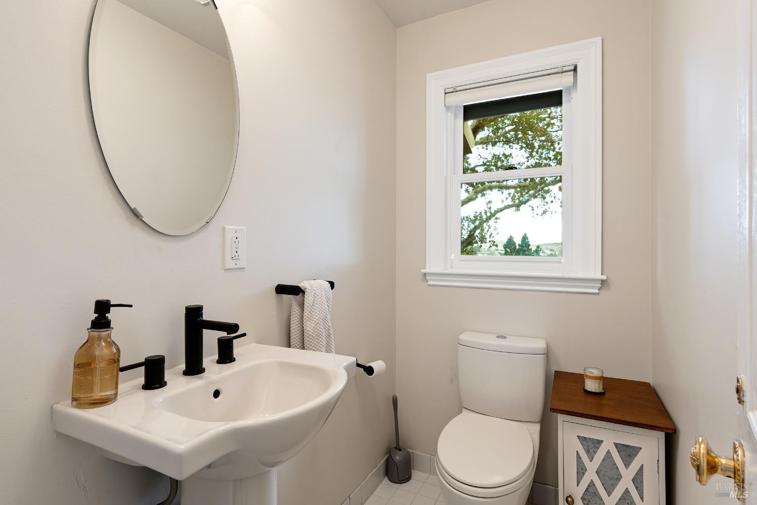 Detail Gallery Image 37 of 46 For 310 Redwood Ave, Corte Madera,  CA 94925 - 3 Beds | 2/1 Baths