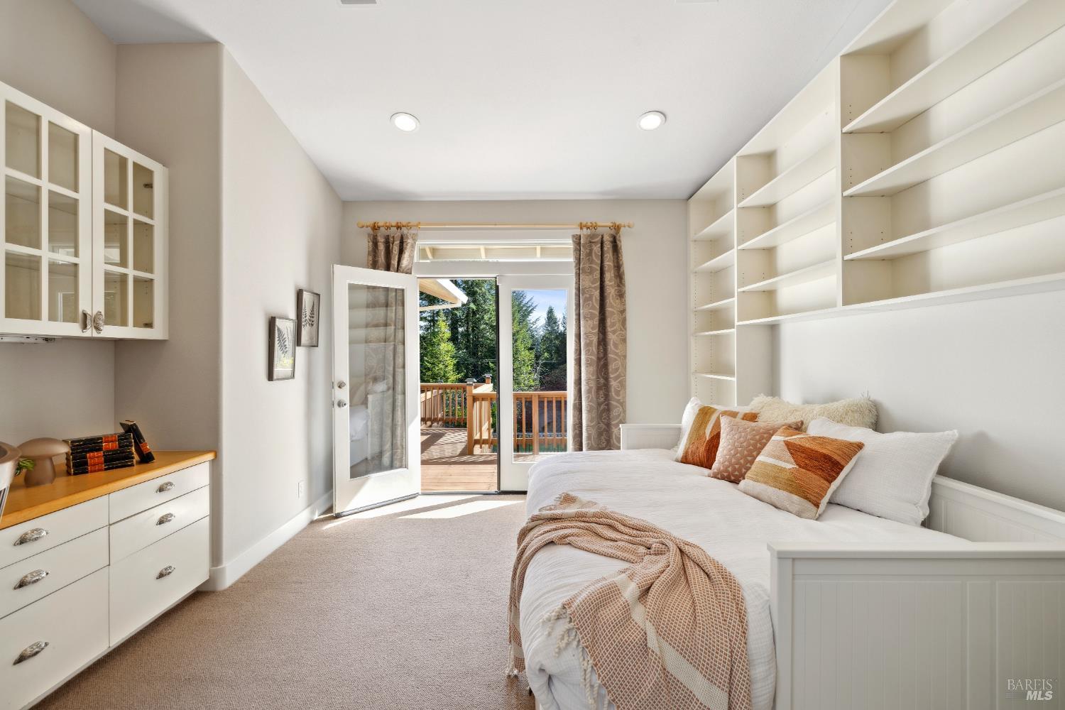 Detail Gallery Image 52 of 72 For 3750 Deer Meadow Ln, Occidental,  CA 95465 - 3 Beds | 3 Baths