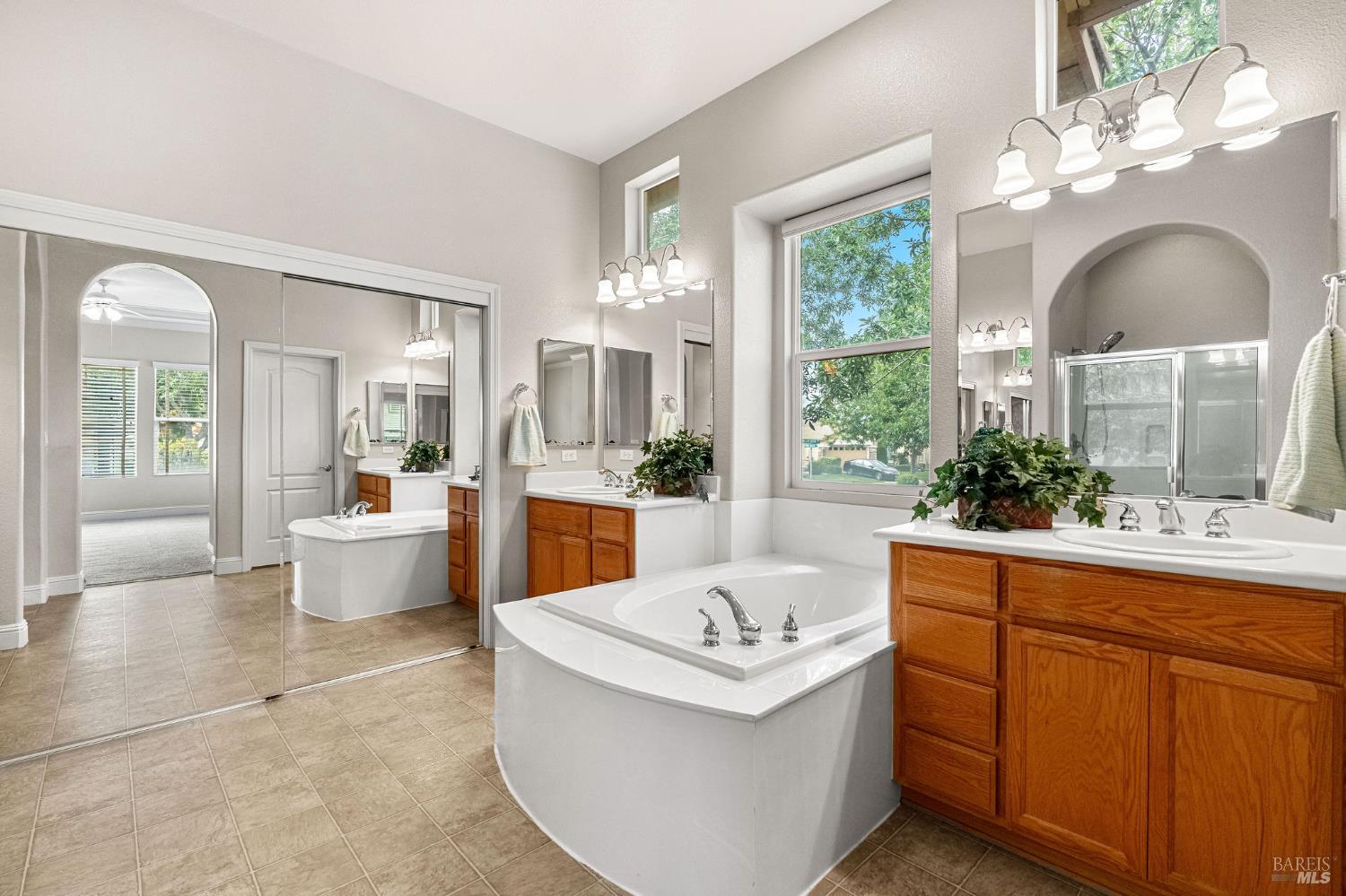 Detail Gallery Image 24 of 79 For 408 Willow Brook Way, Rio Vista,  CA 94571 - 2 Beds | 2/1 Baths