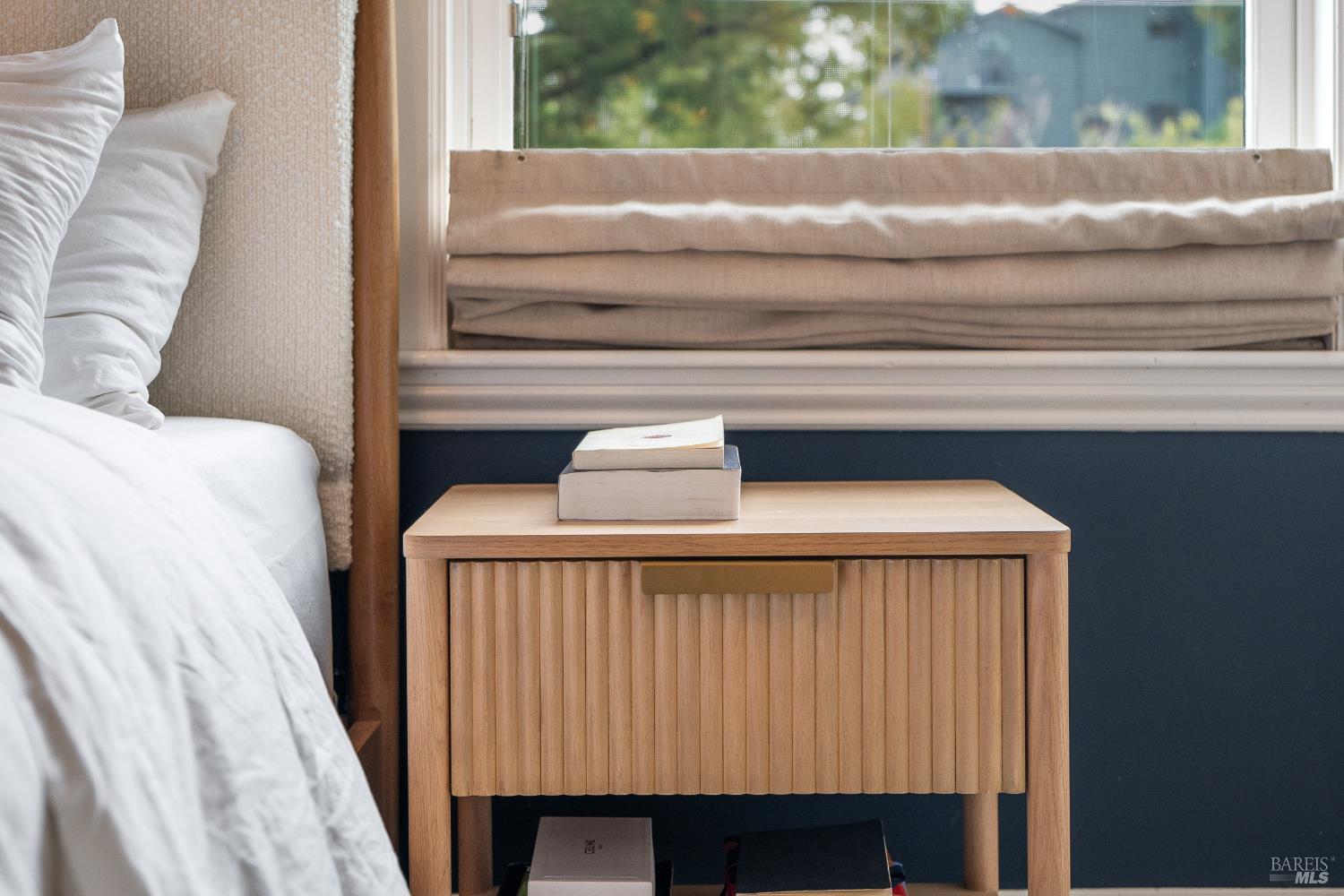 Detail Gallery Image 26 of 46 For 310 Redwood Ave, Corte Madera,  CA 94925 - 3 Beds | 2/1 Baths