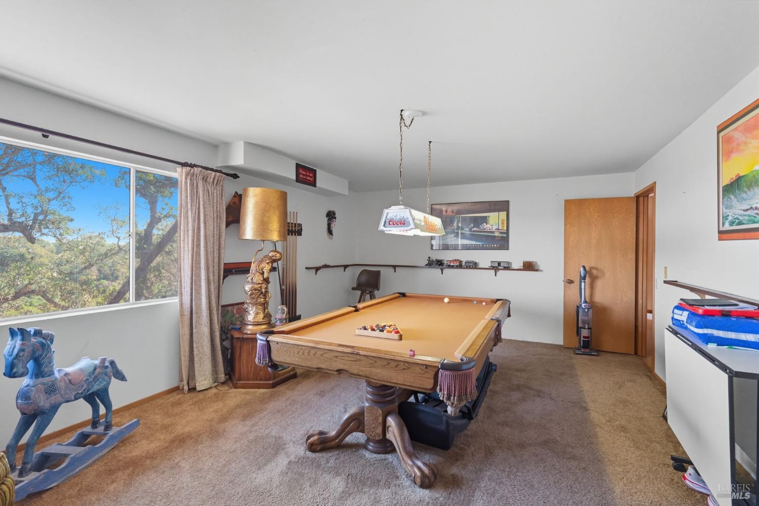 Detail Gallery Image 30 of 34 For 1 Green Point Ln, Novato,  CA 94945 - 3 Beds | 3/1 Baths