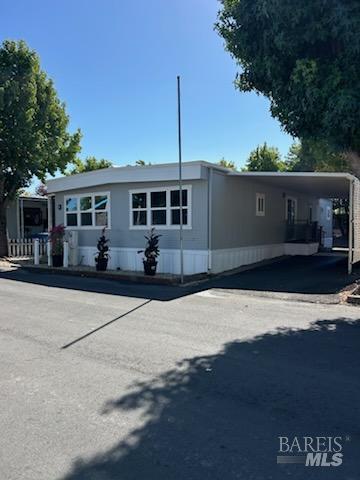 Detail Gallery Image 3 of 34 For 405 300 Stony Point Rd, Petaluma,  CA 94952 - 2 Beds | 2 Baths