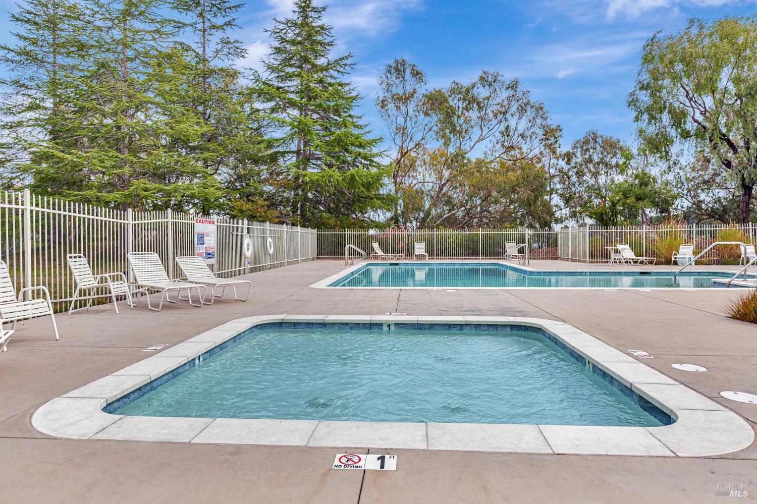 Detail Gallery Image 42 of 45 For 3 Frost Ct, Mill Valley,  CA 94941 - 3 Beds | 2/1 Baths