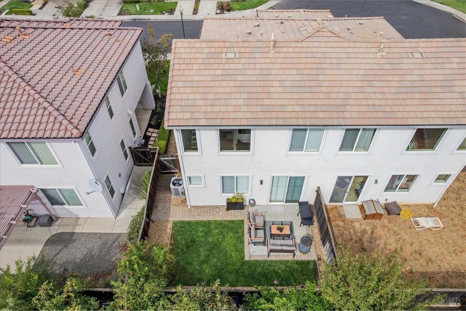 Detail Gallery Image 61 of 72 For 325 Gabiano Ct, Vacaville,  CA 95687 - 3 Beds | 2/1 Baths