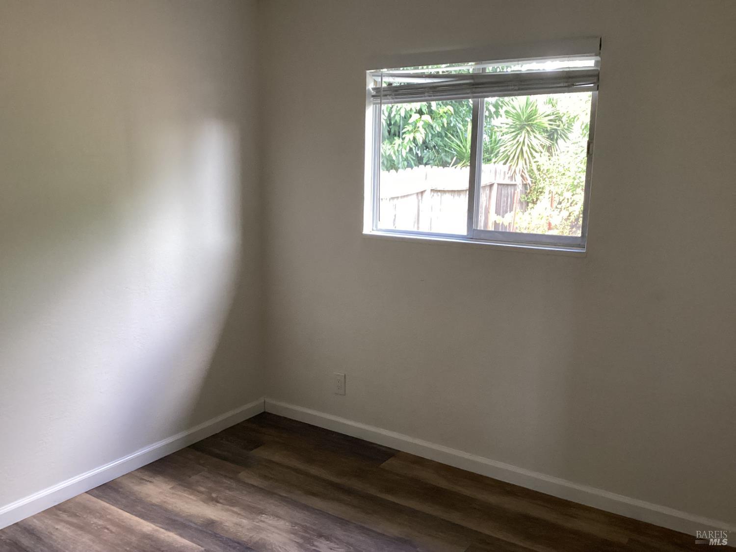 Detail Gallery Image 16 of 25 For 4356 Dale Dr, Napa,  CA 94558 - 3 Beds | 1 Baths