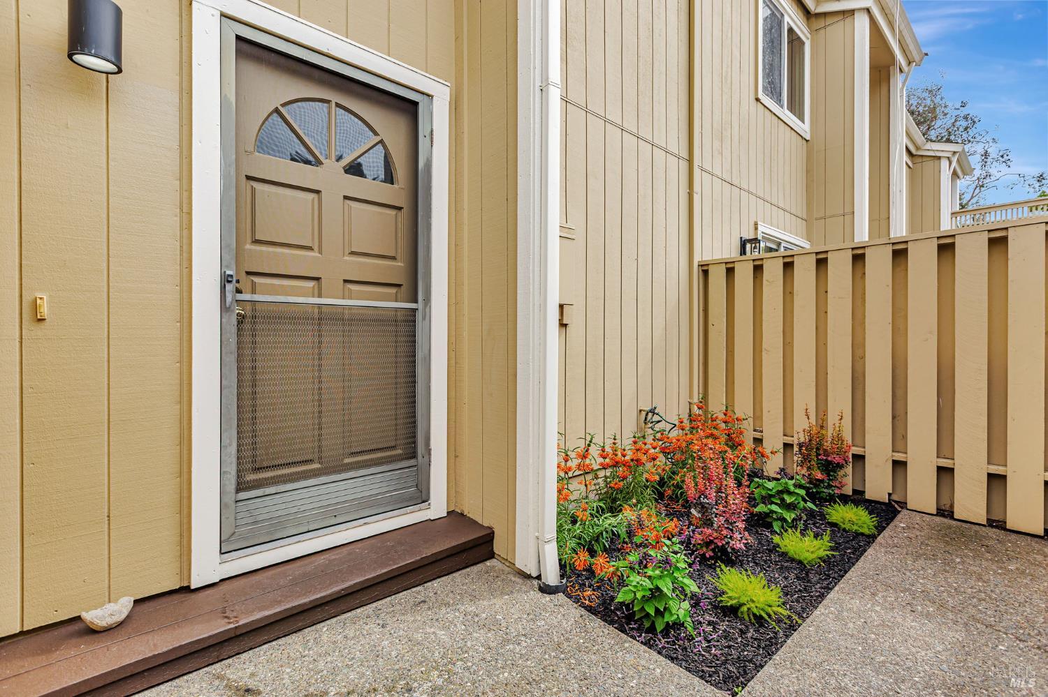 Detail Gallery Image 7 of 45 For 3 Frost Ct, Mill Valley,  CA 94941 - 3 Beds | 2/1 Baths