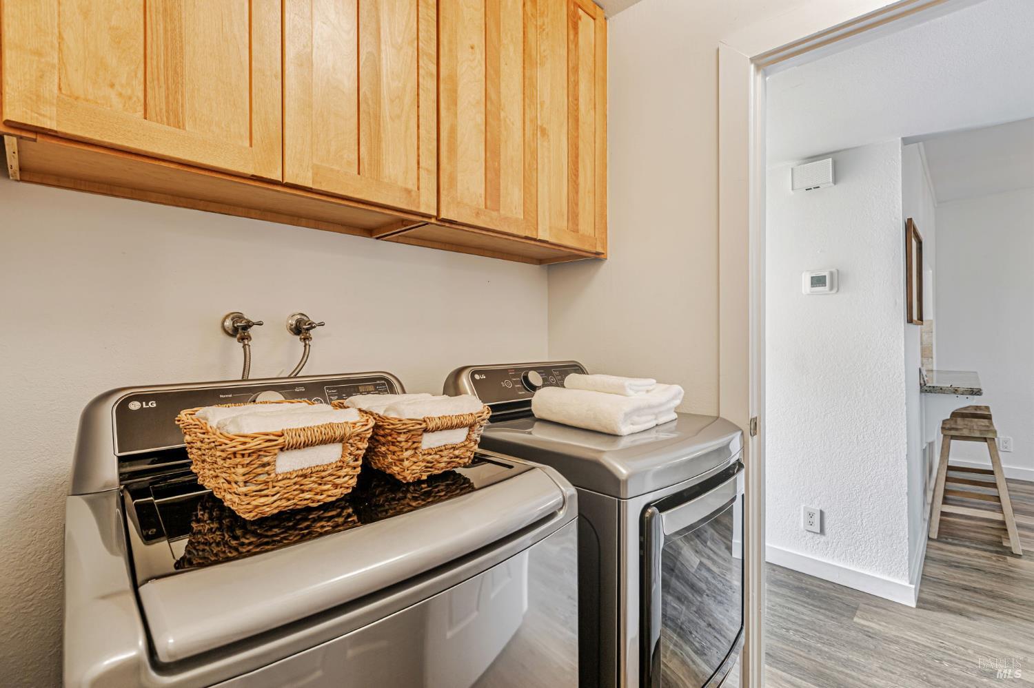 Detail Gallery Image 33 of 45 For 3 Frost Ct, Mill Valley,  CA 94941 - 3 Beds | 2/1 Baths