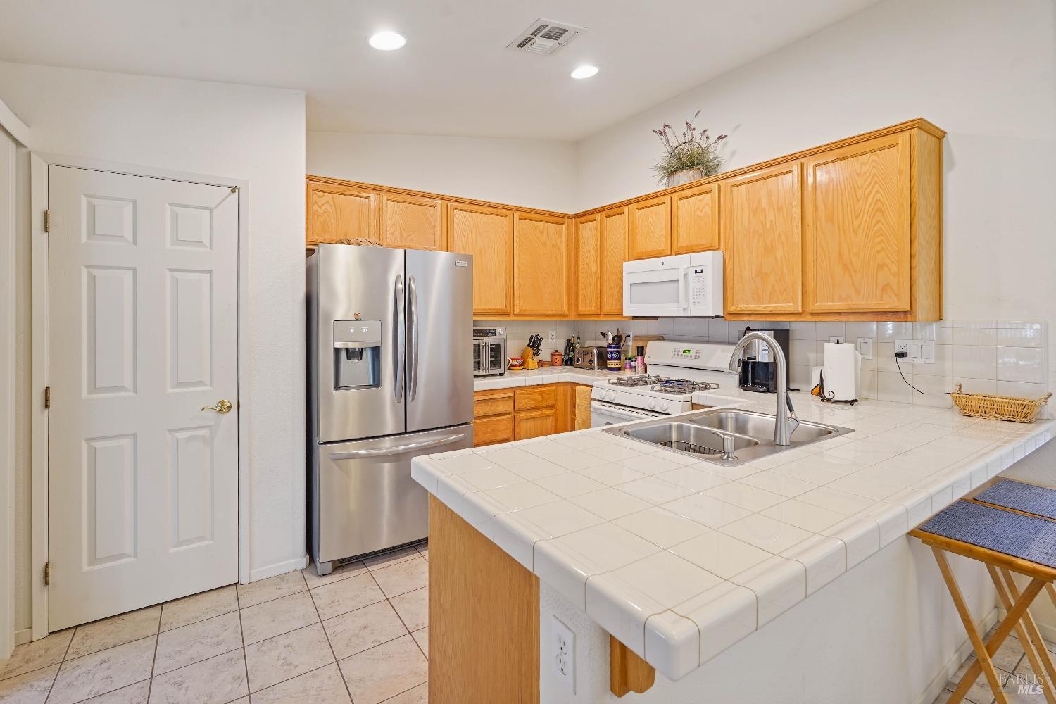 Detail Gallery Image 12 of 69 For 285 Sage Meadows Dr, Rio Vista,  CA 94571 - 3 Beds | 2 Baths