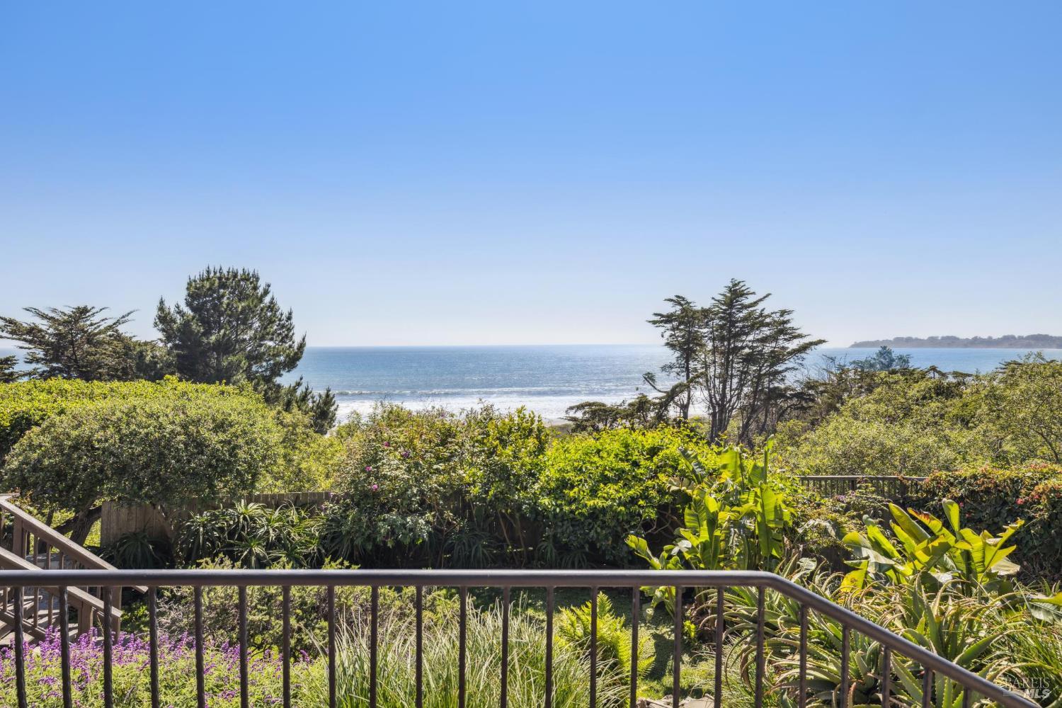 Detail Gallery Image 48 of 76 For 3275 Shoreline Hwy, Stinson Beach,  CA 94970 - 5 Beds | 4 Baths