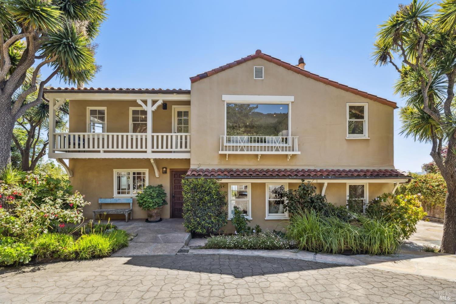 Detail Gallery Image 62 of 76 For 3275 Shoreline Hwy, Stinson Beach,  CA 94970 - 5 Beds | 4 Baths