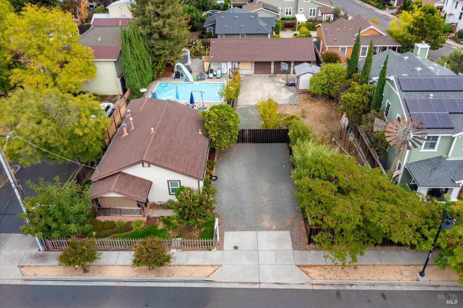 Detail Gallery Image 38 of 47 For 6774 Yount St, Yountville,  CA 94599 - 2 Beds | 1/1 Baths