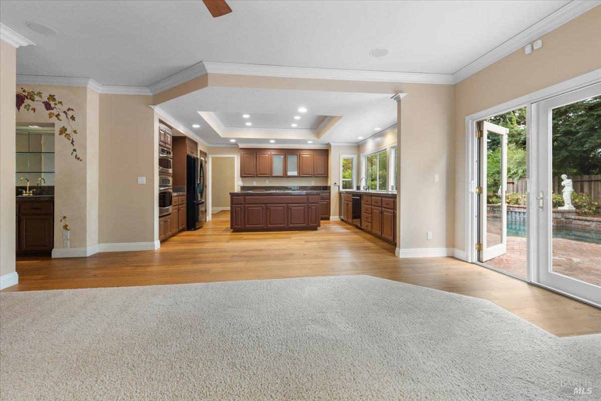 Detail Gallery Image 17 of 67 For 3229 Seminole Cir, Fairfield,  CA 94534 - 5 Beds | 3 Baths