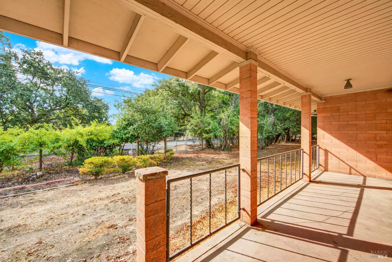 Detail Gallery Image 9 of 73 For 677 Petaluma Ave, Sonoma,  CA 95476 - 2 Beds | 1 Baths