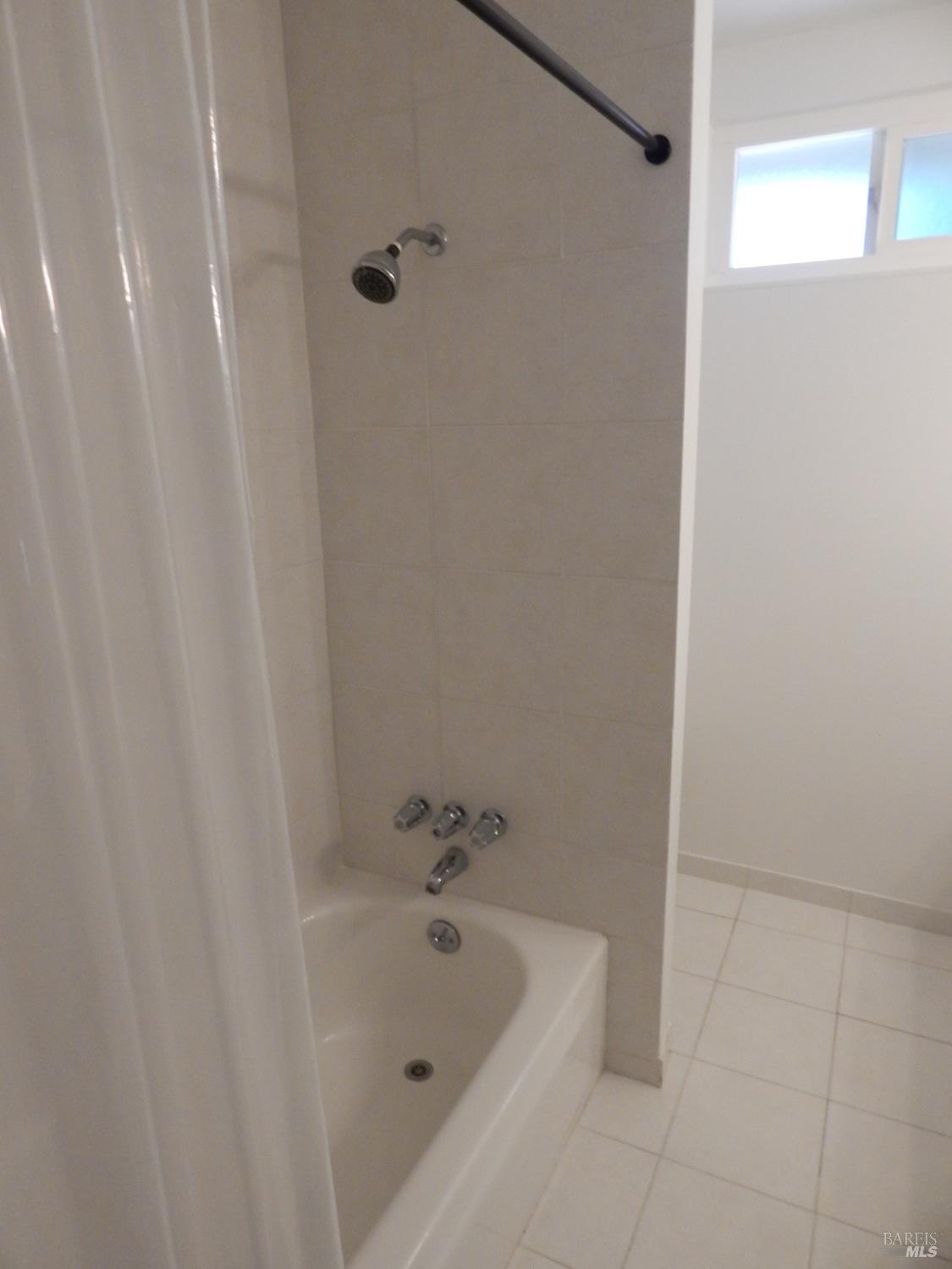 Detail Gallery Image 44 of 55 For 400 Seville Pl, Vacaville,  CA 95688 - 4 Beds | 2/1 Baths