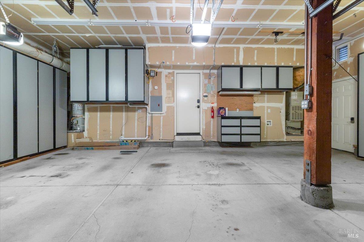 Detail Gallery Image 49 of 67 For 3229 Seminole Cir, Fairfield,  CA 94534 - 5 Beds | 3 Baths