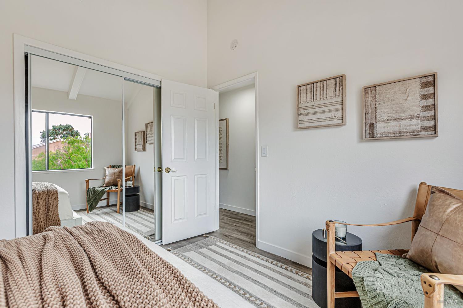 Detail Gallery Image 20 of 45 For 3 Frost Ct, Mill Valley,  CA 94941 - 3 Beds | 2/1 Baths