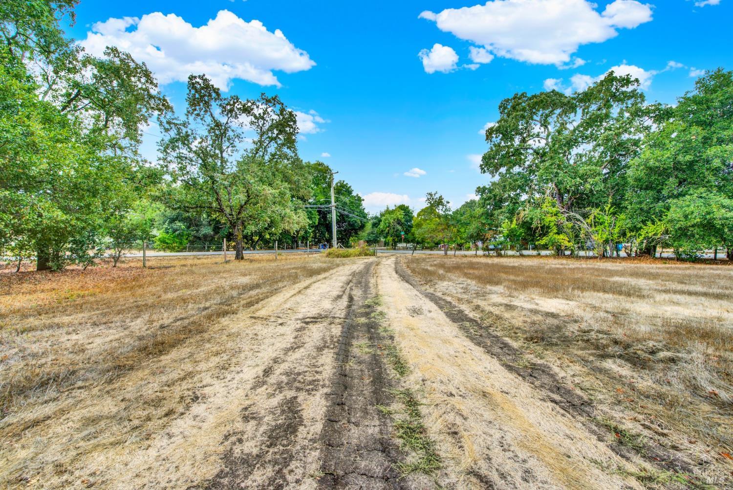 Detail Gallery Image 59 of 73 For 677 Petaluma Ave, Sonoma,  CA 95476 - 2 Beds | 1 Baths