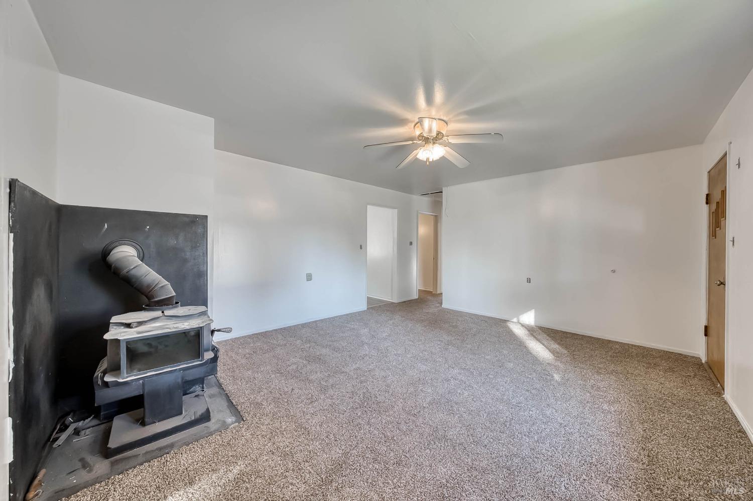 Detail Gallery Image 12 of 52 For 11415 Seigler Springs North Rd, Middletown,  CA 95461 - 3 Beds | 1/1 Baths