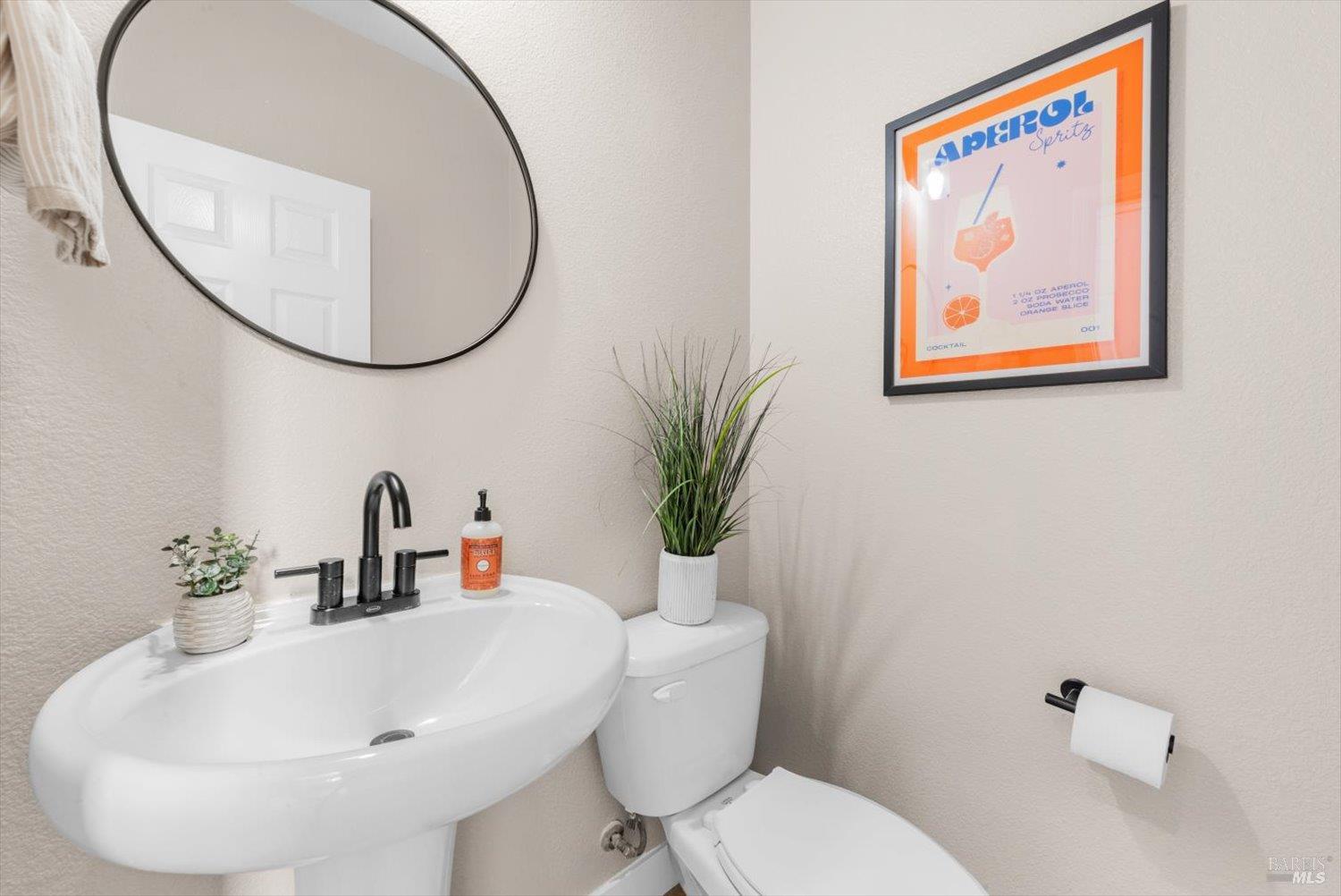 Detail Gallery Image 25 of 72 For 325 Gabiano Ct, Vacaville,  CA 95687 - 3 Beds | 2/1 Baths