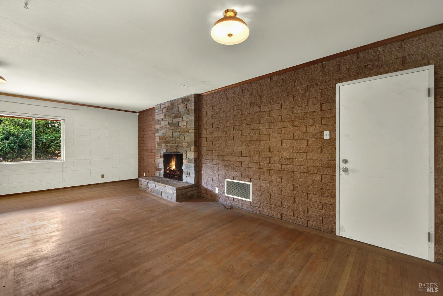 Detail Gallery Image 20 of 73 For 677 Petaluma Ave, Sonoma,  CA 95476 - 2 Beds | 1 Baths