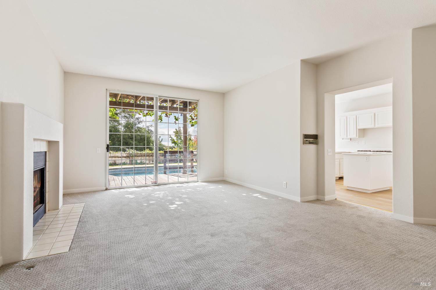 Detail Gallery Image 19 of 53 For 3235 Hilton Head Dr, Fairfield,  CA 94534 - 3 Beds | 2/1 Baths