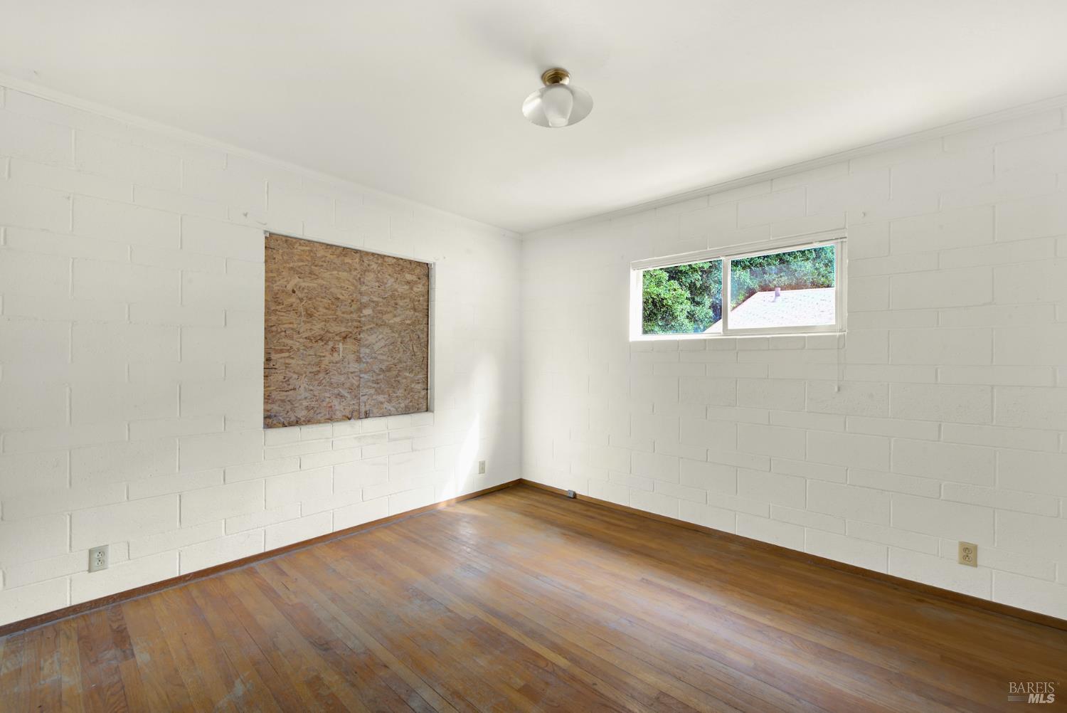 Detail Gallery Image 32 of 73 For 677 Petaluma Ave, Sonoma,  CA 95476 - 2 Beds | 1 Baths