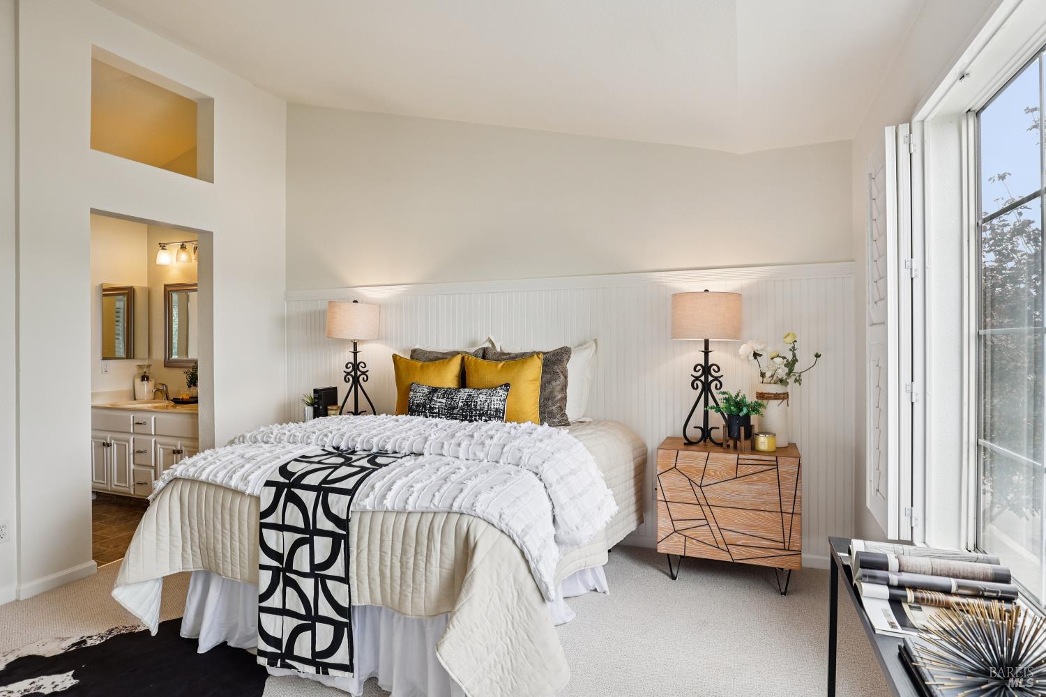 Detail Gallery Image 15 of 43 For 462 E E St, Benicia,  CA 94510 - 3 Beds | 2/1 Baths