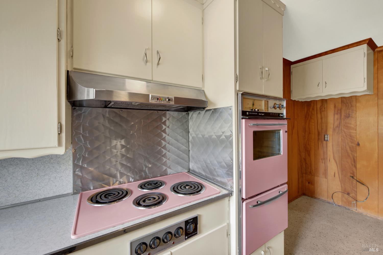 Detail Gallery Image 25 of 73 For 677 Petaluma Ave, Sonoma,  CA 95476 - 2 Beds | 1 Baths