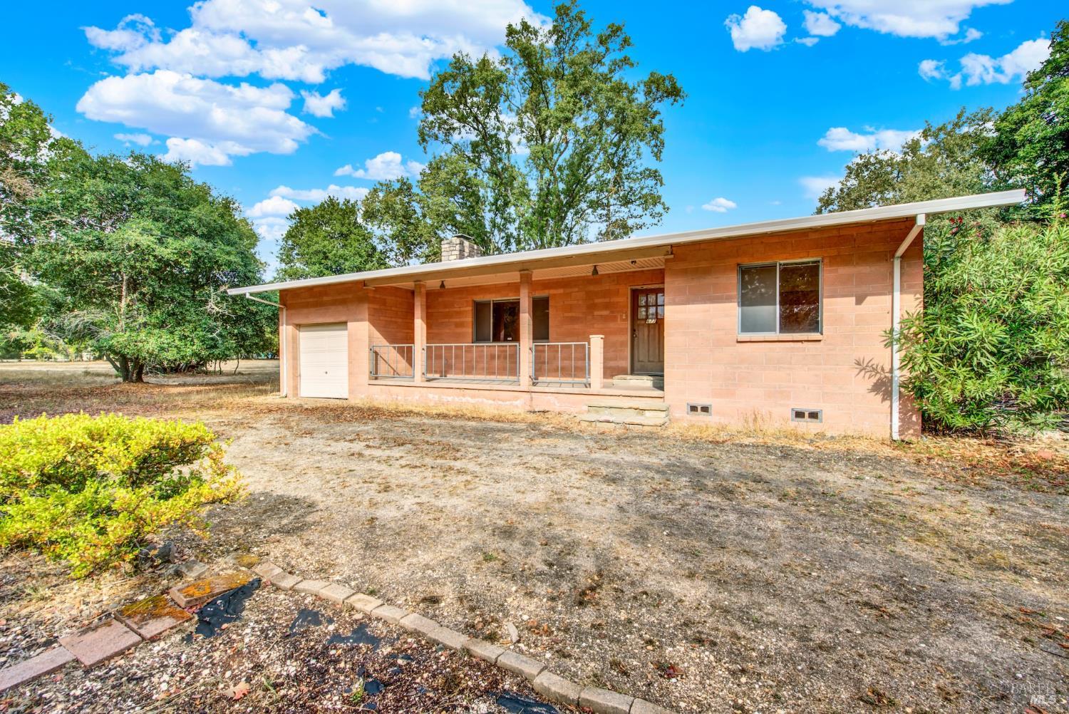 Detail Gallery Image 2 of 73 For 677 Petaluma Ave, Sonoma,  CA 95476 - 2 Beds | 1 Baths