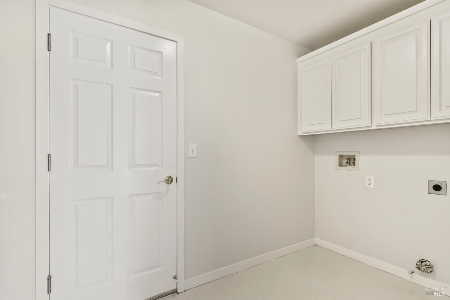 Detail Gallery Image 23 of 53 For 3235 Hilton Head Dr, Fairfield,  CA 94534 - 3 Beds | 2/1 Baths