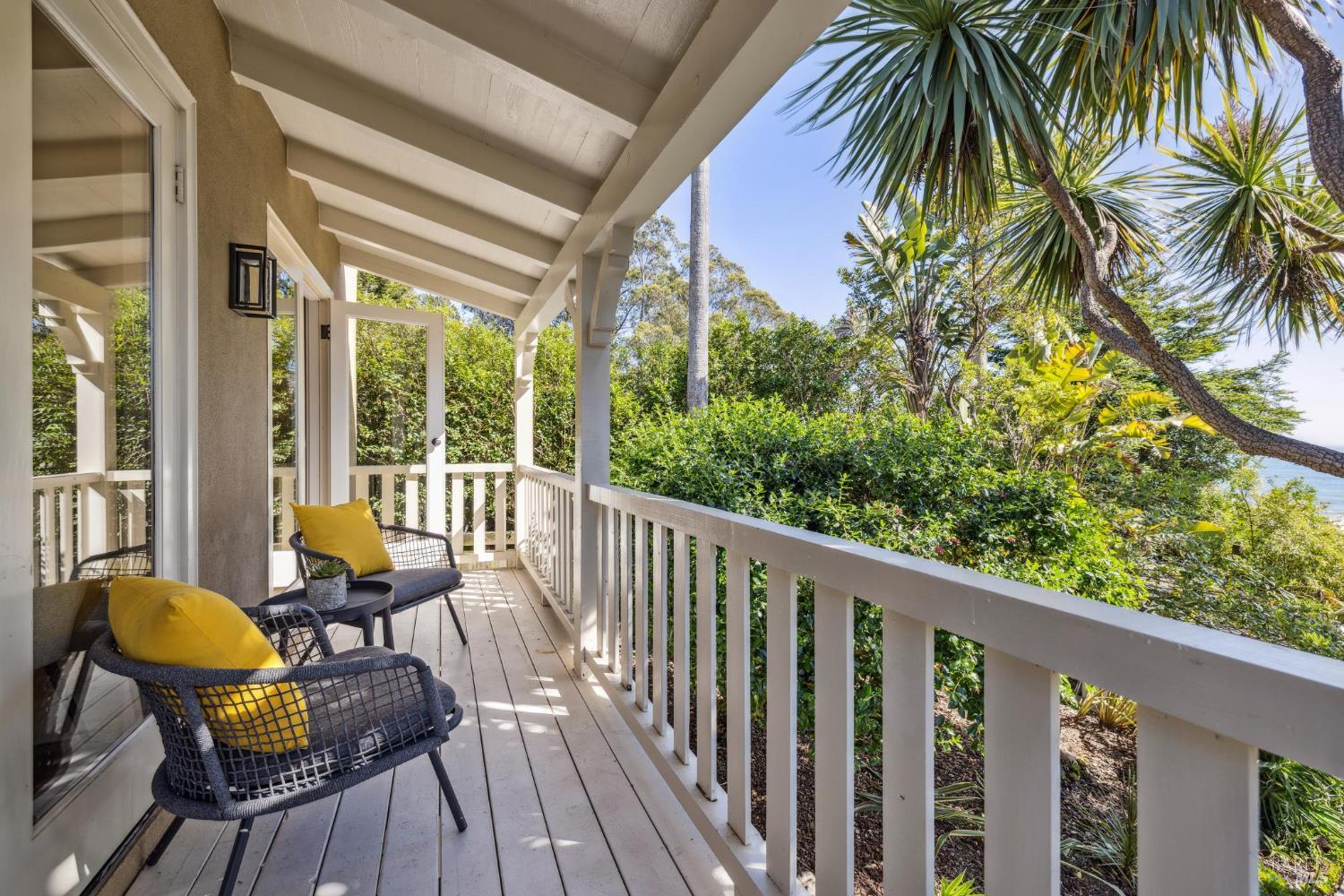 Detail Gallery Image 43 of 76 For 3275 Shoreline Hwy, Stinson Beach,  CA 94970 - 5 Beds | 4 Baths