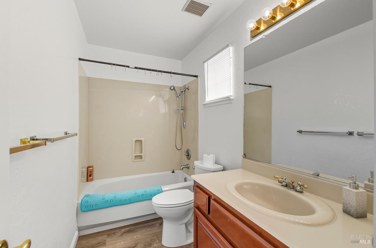 Detail Gallery Image 28 of 36 For 3121 Ferngrove Way, Antioch,  CA 94531 - 4 Beds | 3 Baths