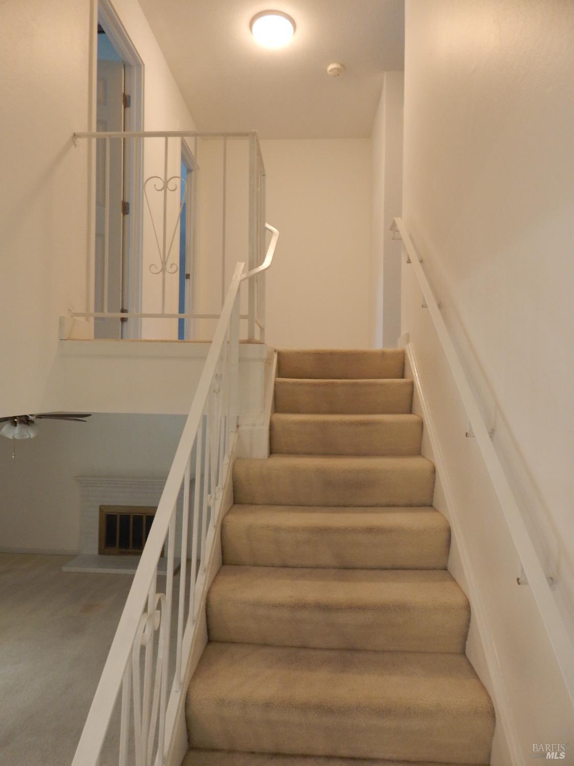 Detail Gallery Image 35 of 55 For 400 Seville Pl, Vacaville,  CA 95688 - 4 Beds | 2/1 Baths