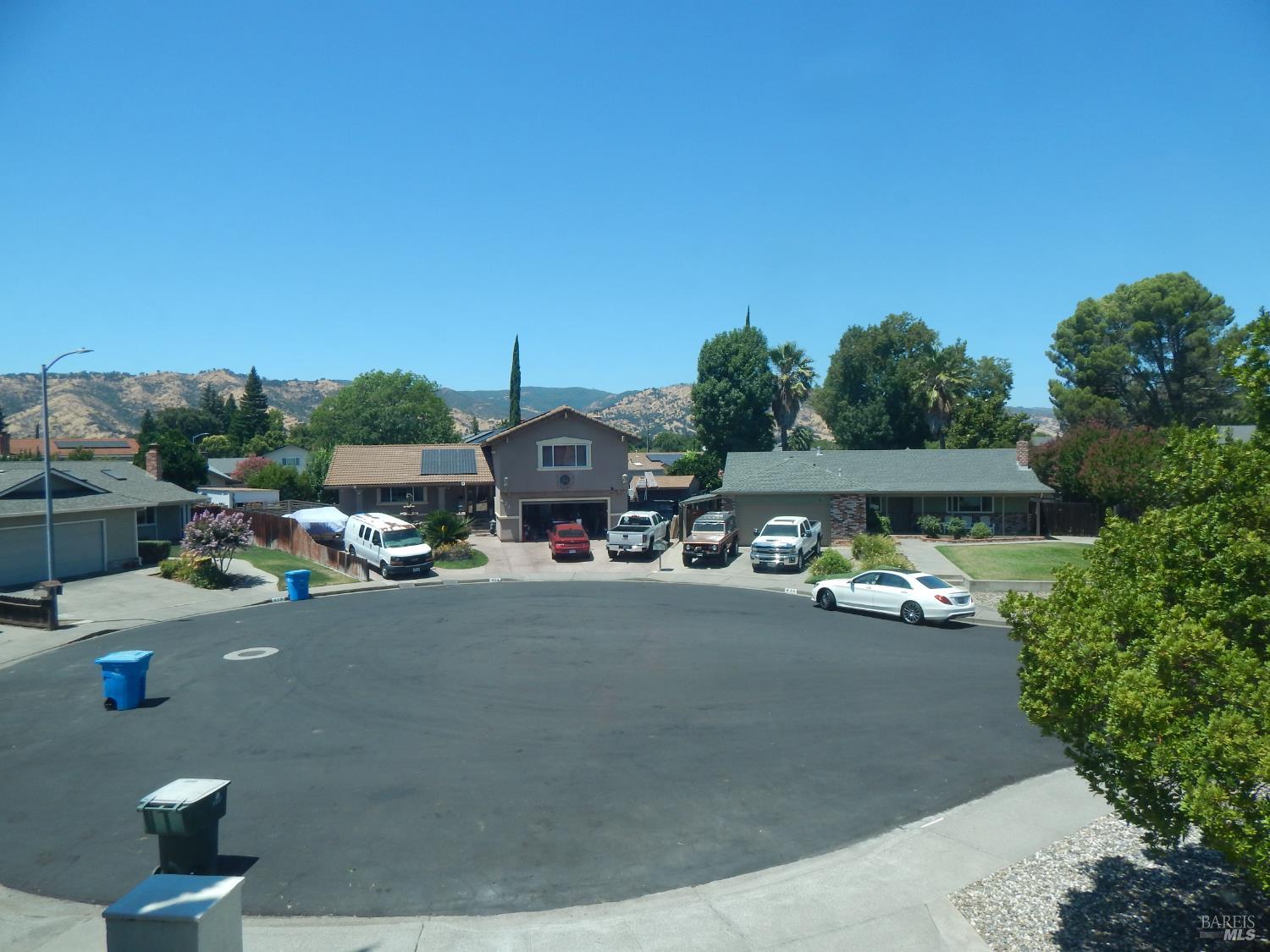 Detail Gallery Image 49 of 55 For 400 Seville Pl, Vacaville,  CA 95688 - 4 Beds | 2/1 Baths