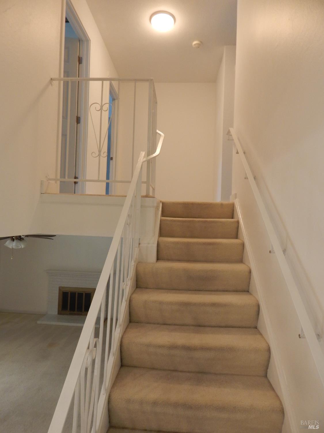 Detail Gallery Image 34 of 55 For 400 Seville Pl, Vacaville,  CA 95688 - 4 Beds | 2/1 Baths