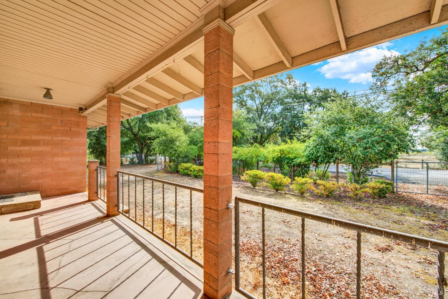 Detail Gallery Image 11 of 73 For 677 Petaluma Ave, Sonoma,  CA 95476 - 2 Beds | 1 Baths