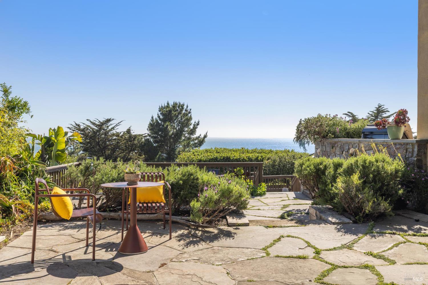 Detail Gallery Image 65 of 76 For 3275 Shoreline Hwy, Stinson Beach,  CA 94970 - 5 Beds | 4 Baths