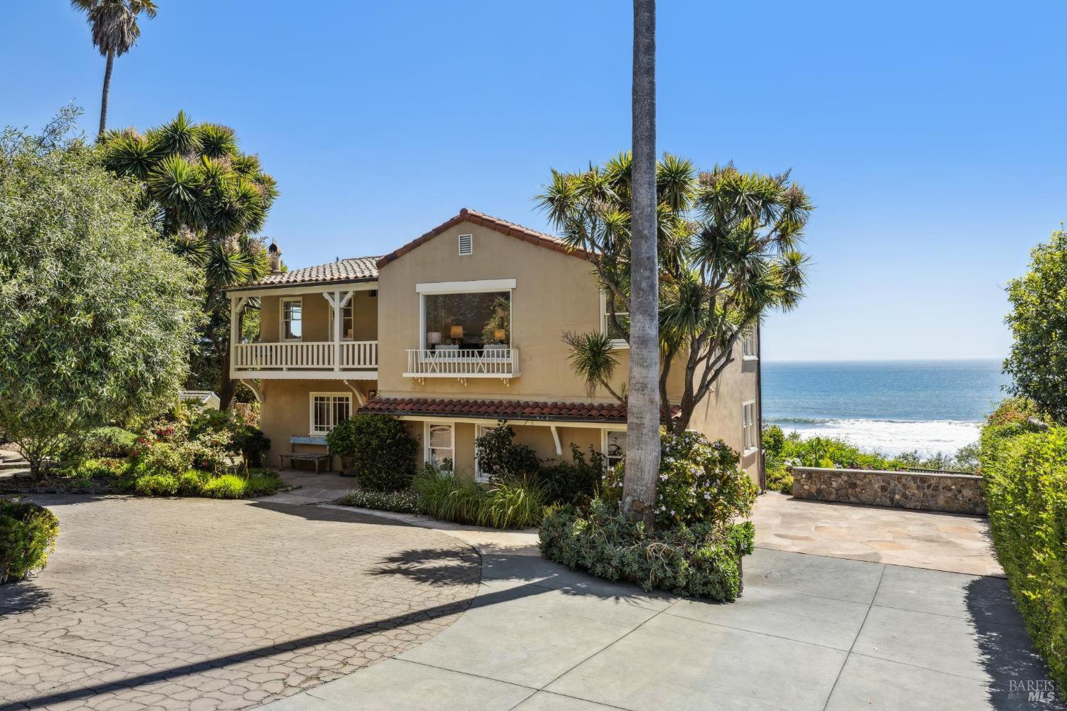 Detail Gallery Image 60 of 76 For 3275 Shoreline Hwy, Stinson Beach,  CA 94970 - 5 Beds | 4 Baths