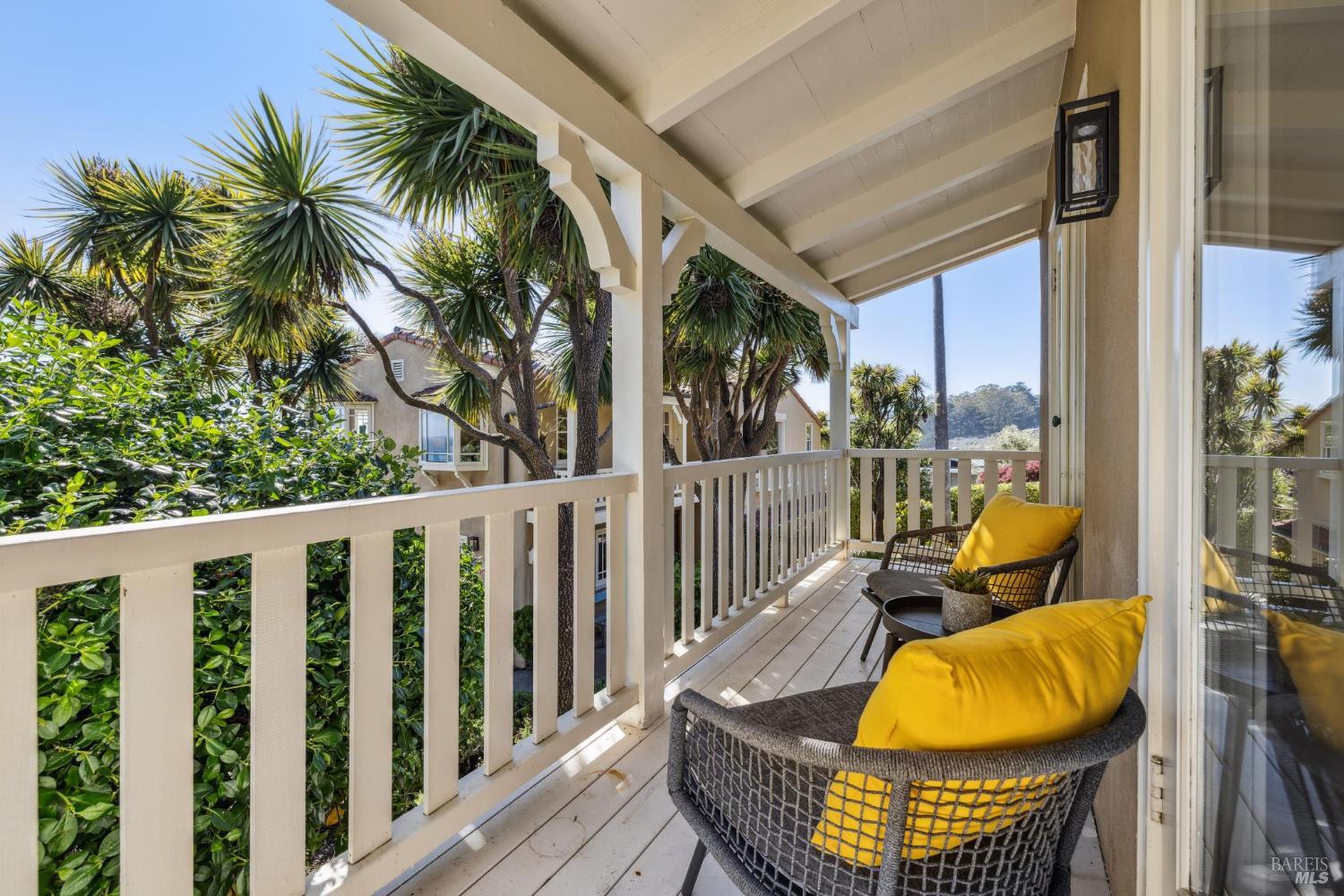 Detail Gallery Image 42 of 76 For 3275 Shoreline Hwy, Stinson Beach,  CA 94970 - 5 Beds | 4 Baths