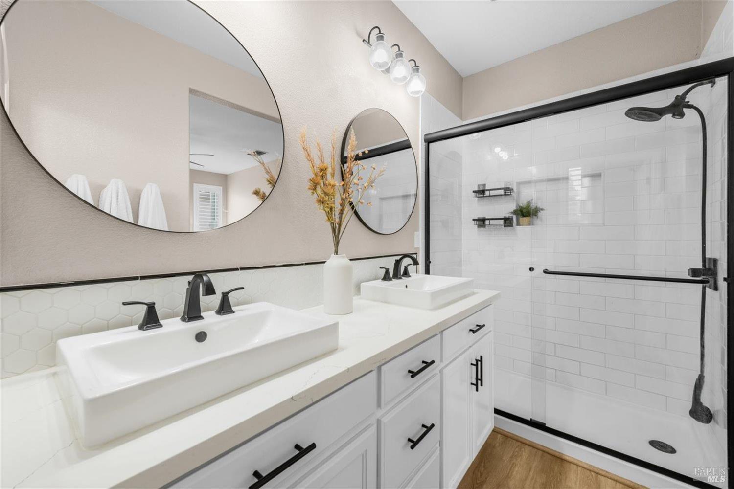 Detail Gallery Image 32 of 72 For 325 Gabiano Ct, Vacaville,  CA 95687 - 3 Beds | 2/1 Baths