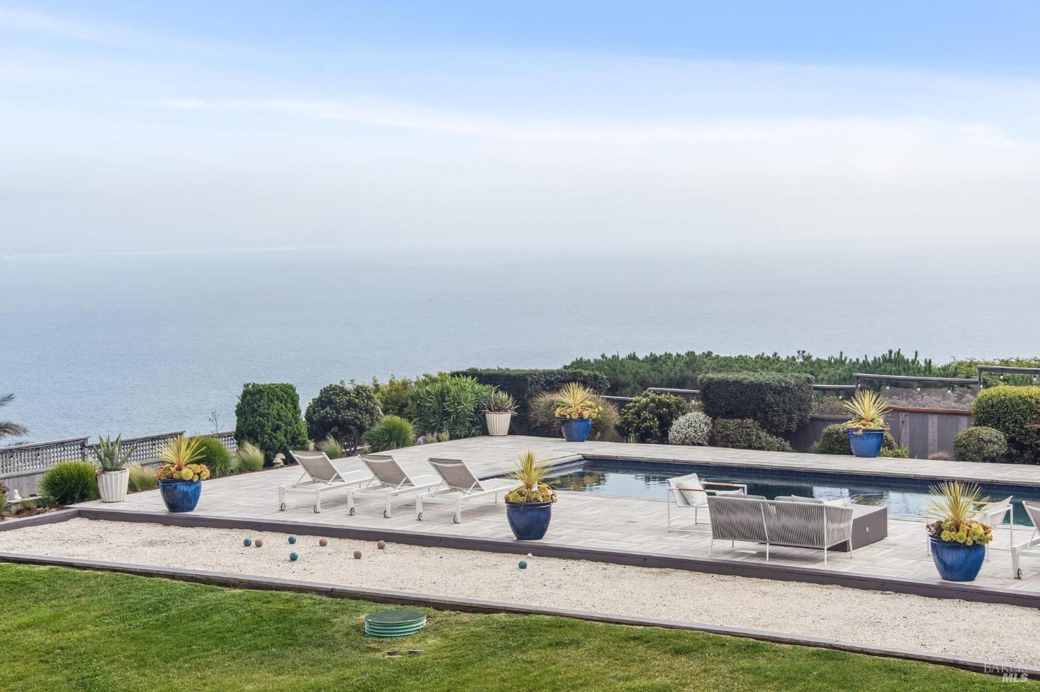 Detail Gallery Image 11 of 43 For 36 Starbuck Dr, Muir Beach,  CA 94965 - 3 Beds | 4 Baths