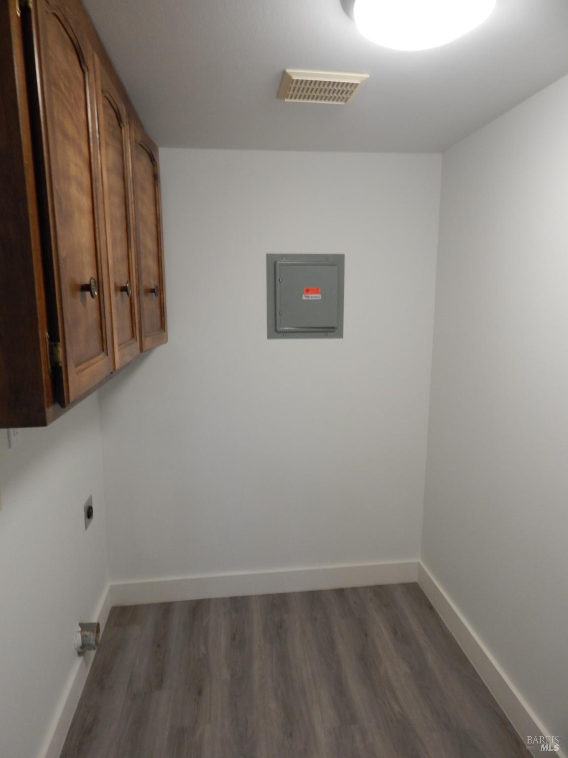 Detail Gallery Image 30 of 55 For 400 Seville Pl, Vacaville,  CA 95688 - 4 Beds | 2/1 Baths