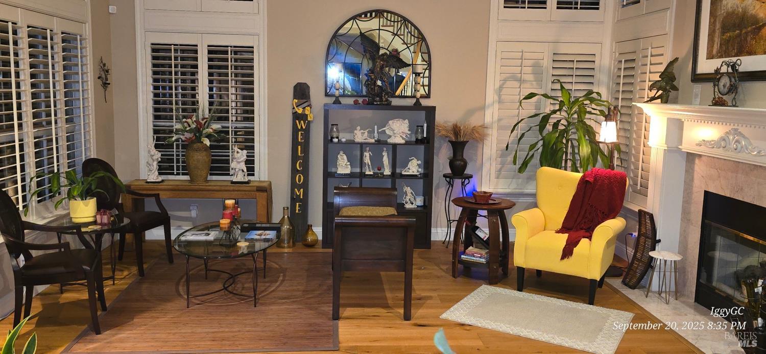 Detail Gallery Image 8 of 67 For 3229 Seminole Cir, Fairfield,  CA 94534 - 5 Beds | 3 Baths