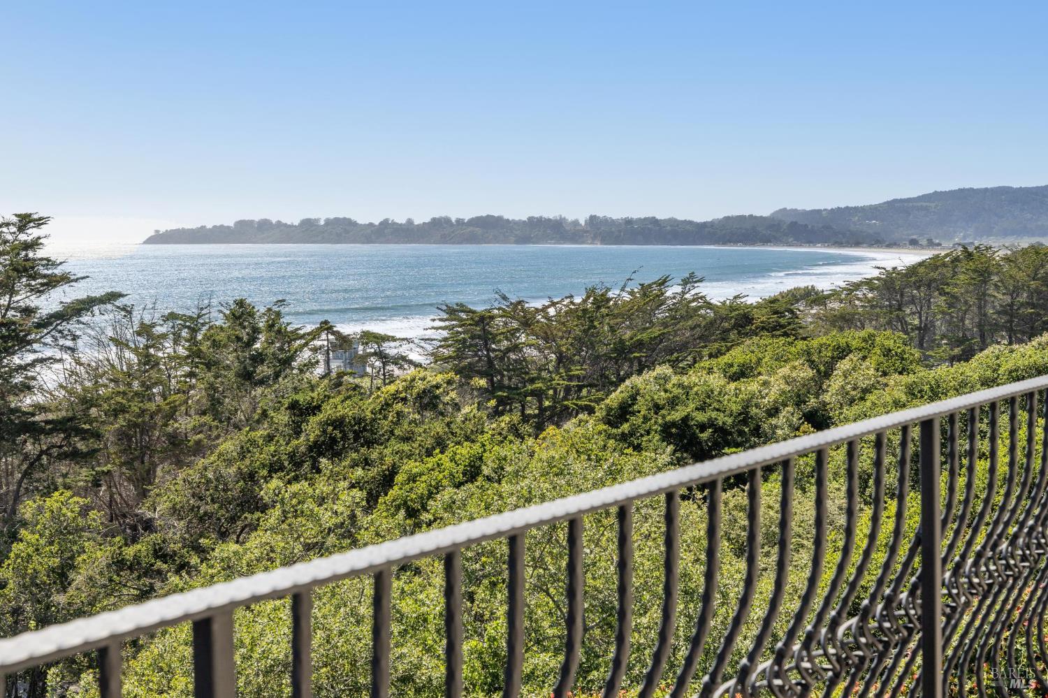 Detail Gallery Image 50 of 76 For 3275 Shoreline Hwy, Stinson Beach,  CA 94970 - 5 Beds | 4 Baths