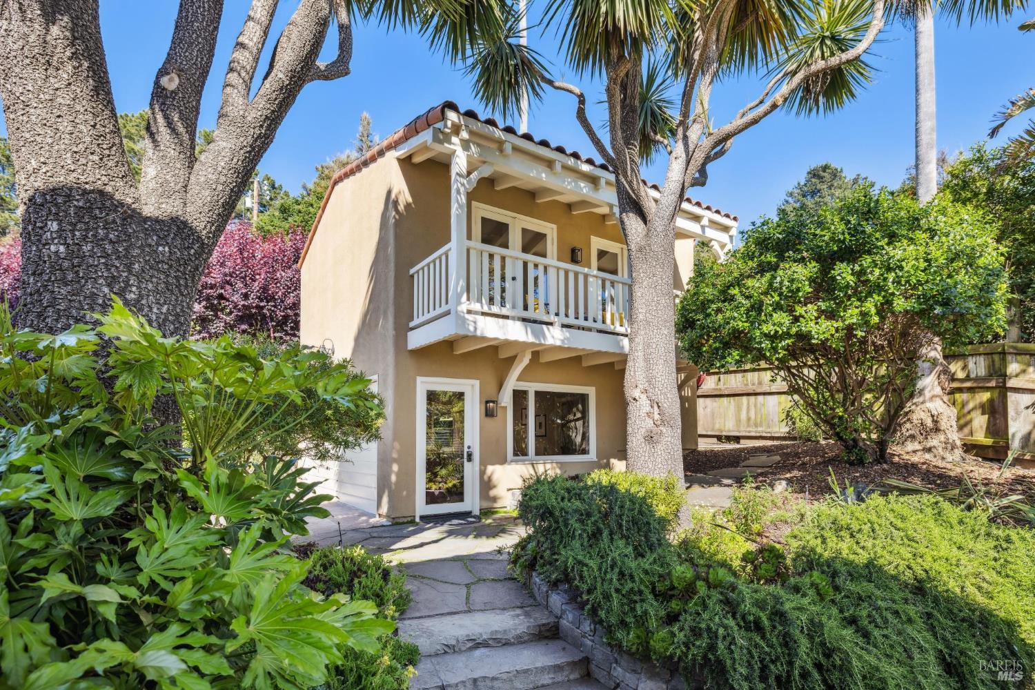 Detail Gallery Image 74 of 76 For 3275 Shoreline Hwy, Stinson Beach,  CA 94970 - 5 Beds | 4 Baths