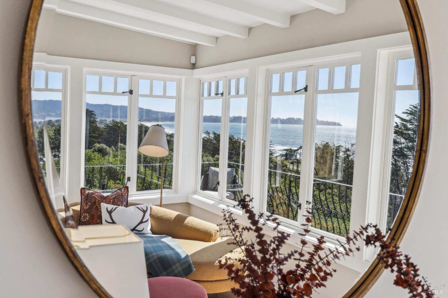 Detail Gallery Image 30 of 76 For 3275 Shoreline Hwy, Stinson Beach,  CA 94970 - 5 Beds | 4 Baths