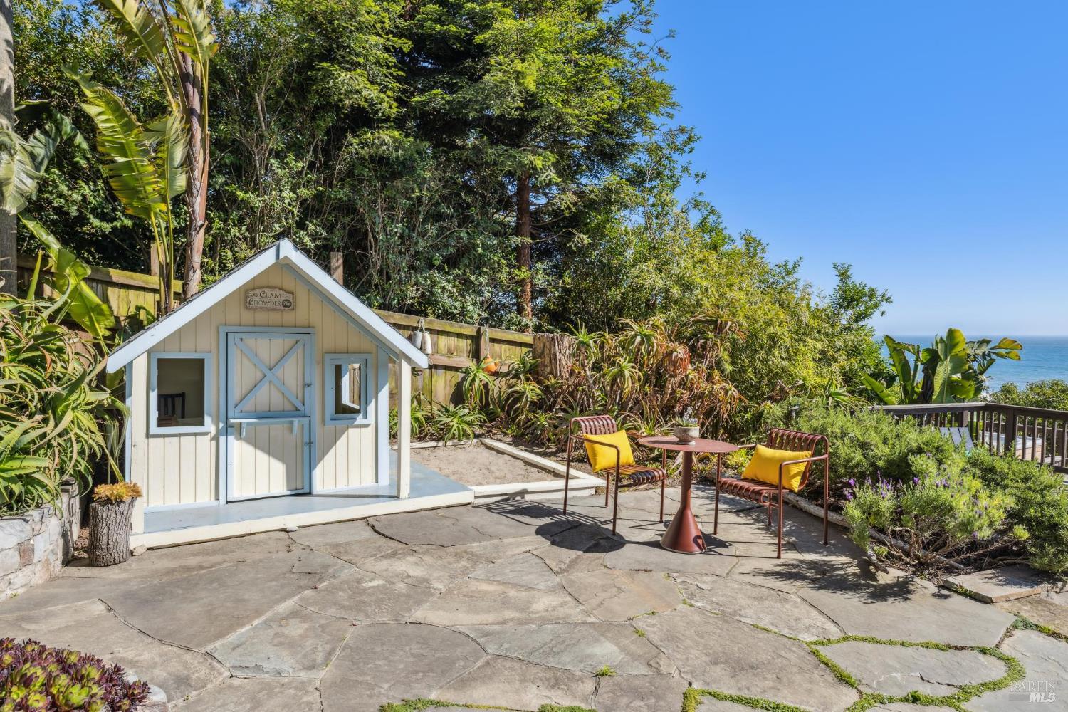 Detail Gallery Image 47 of 76 For 3275 Shoreline Hwy, Stinson Beach,  CA 94970 - 5 Beds | 4 Baths