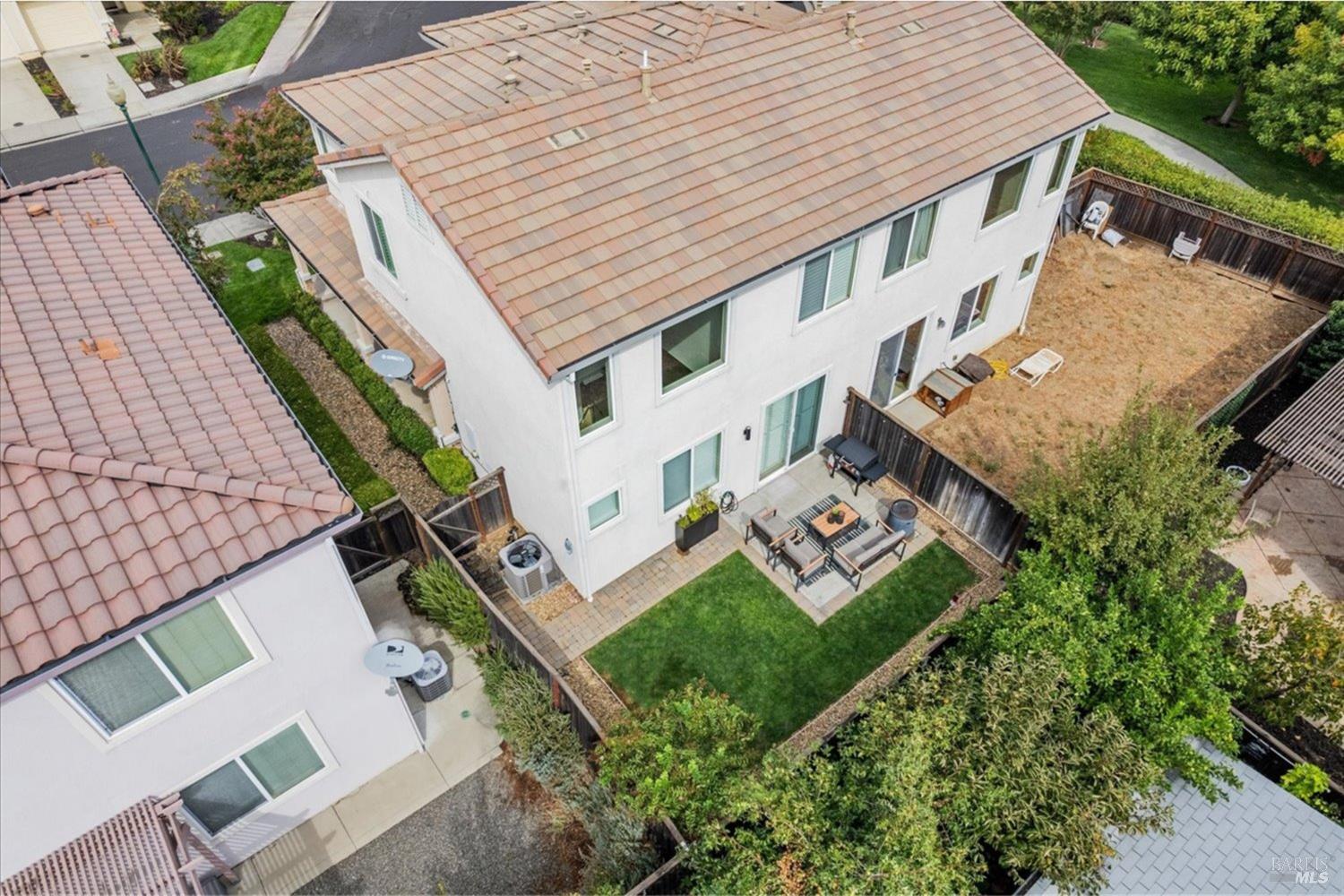 Detail Gallery Image 60 of 72 For 325 Gabiano Ct, Vacaville,  CA 95687 - 3 Beds | 2/1 Baths