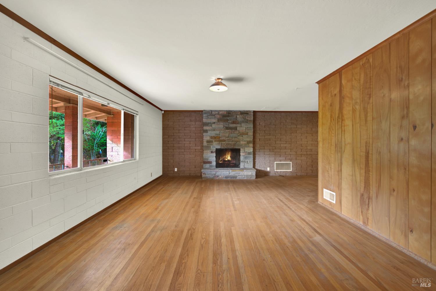 Detail Gallery Image 15 of 73 For 677 Petaluma Ave, Sonoma,  CA 95476 - 2 Beds | 1 Baths